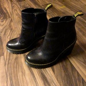 Dr. Martens Magdalena Heeled Chelsea Boots. Size 8. Only worn once.